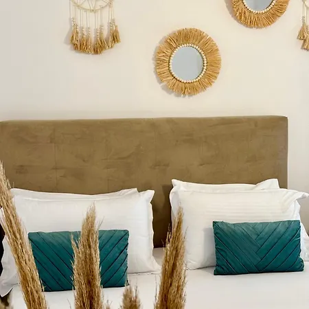 Soleil - With Balcony